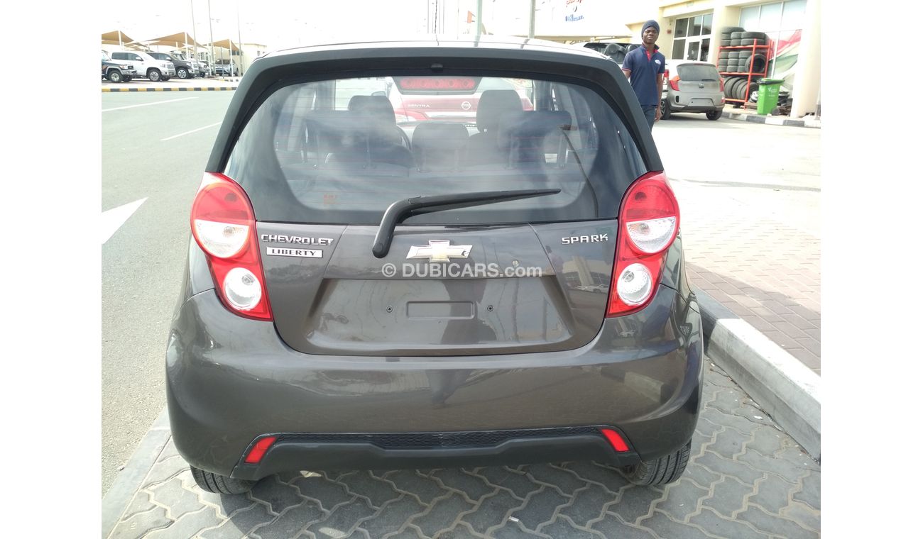 شيفروليه سبارك 2014 بنى خليجى حالة وكالة بدون صبغ بدون حوادث ممتاذة