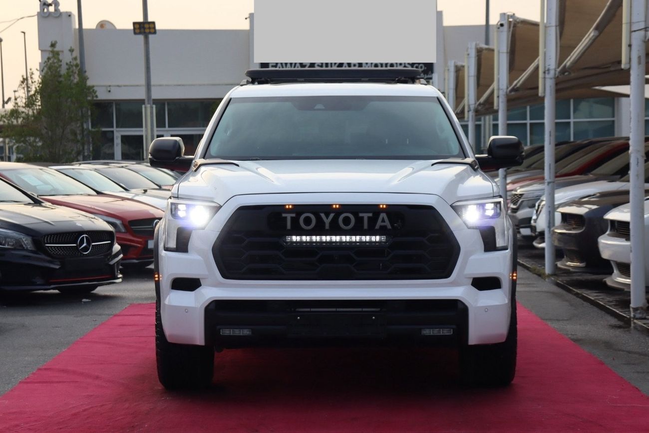 Toyota Sequoia Toyota Sequoia TRD Pro / Clean Title/ 3000KM Only / Original Paint/ 2023
