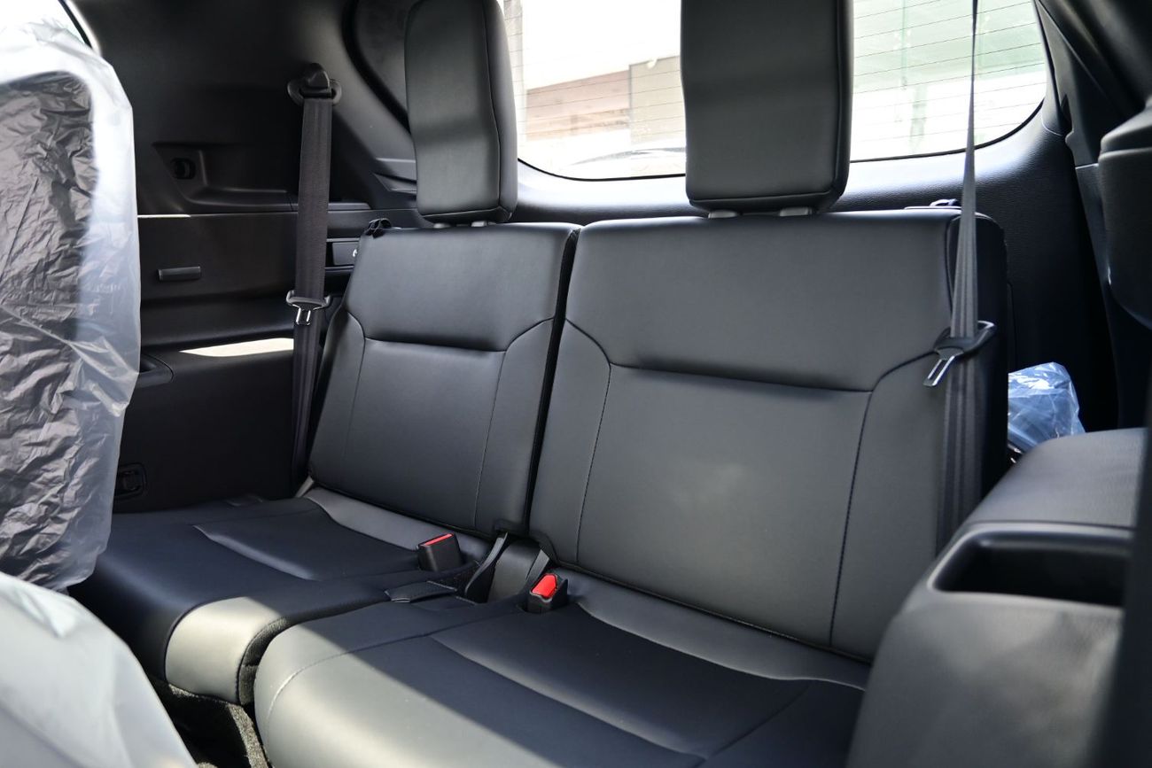 ميتسوبيشي آوتلاندر Mitsubishi Outlander P-Line 2.5L Petrol 4WD, Model 2025, Color Black