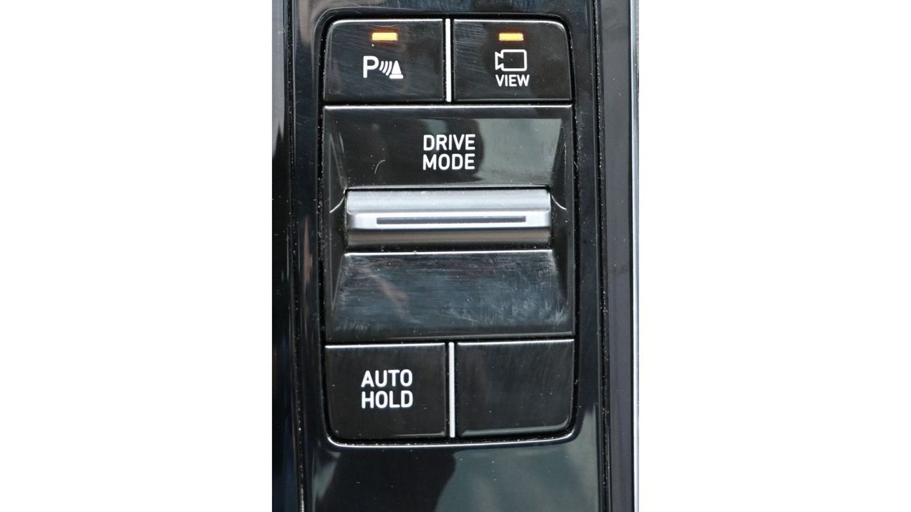 هيونداي سوناتا هيونداي سوناتا 2023 خليجي بحاله ممتازه بدون حوادث