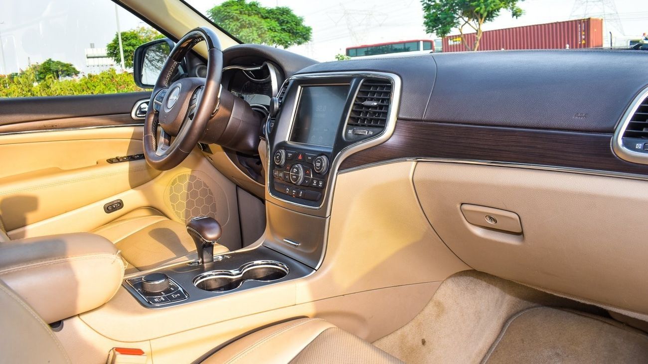 Jeep Grand Cherokee Overland 5.7L
