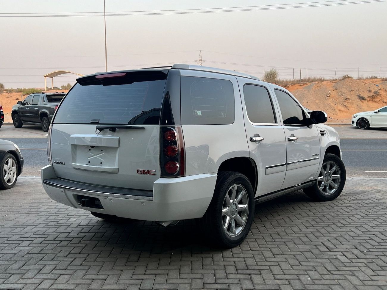 جي أم سي يوكون Denali 6.2L