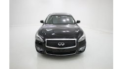 Infiniti Q70 Model 2017 | V6 engine | 3.7L  | 330 HP | 19' alloy wheels | (M340138)