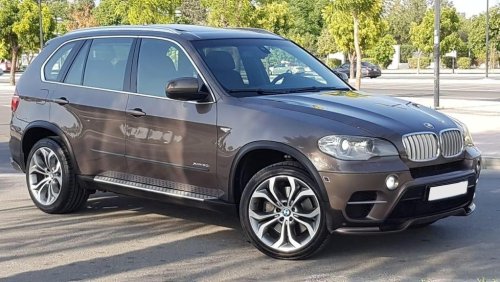 BMW X5 xDrive 50i BEST BMW BROWN X5 V8 GCC •• 100% FREE ACCIDENT•• HIGHEST CATEGORY •• LOW MILES