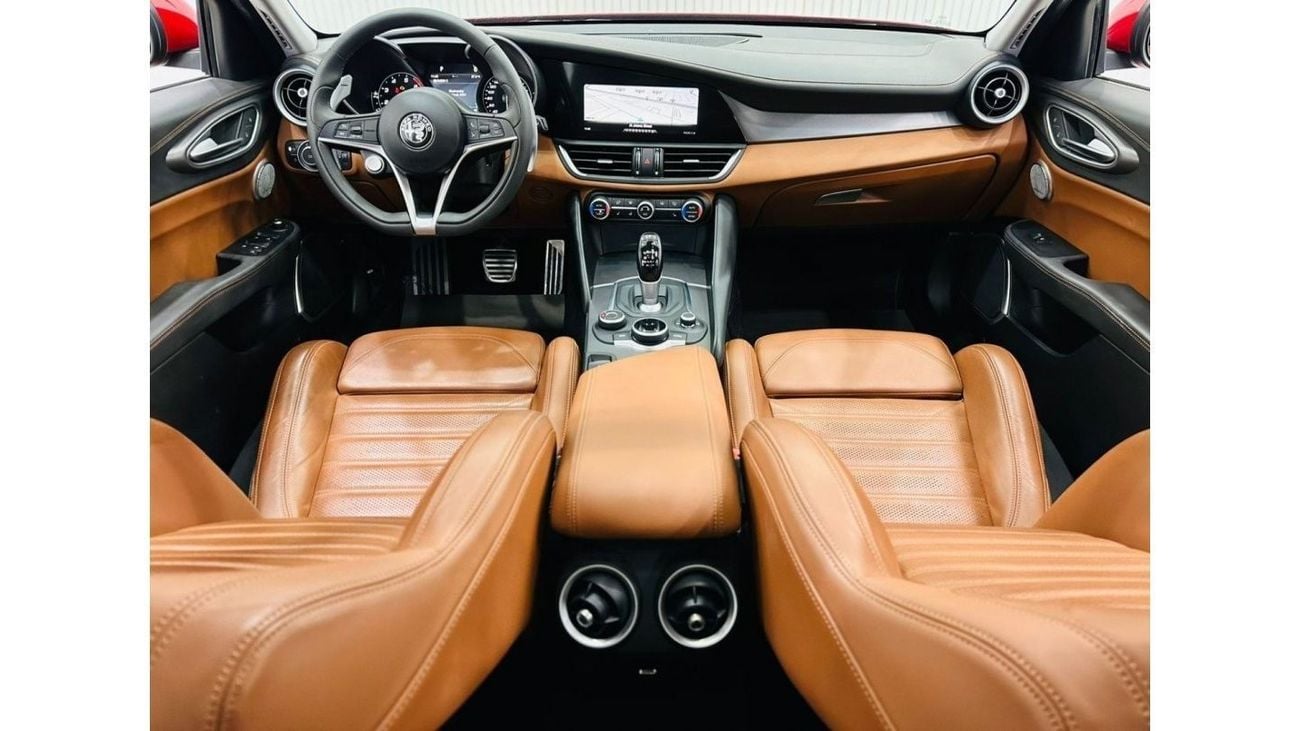 Alfa Romeo Giulia 2020 Alfa Romeo Giulia Veloce, DEC 2025 Agency Warranty + Service Contract, Full Agency Service Hist