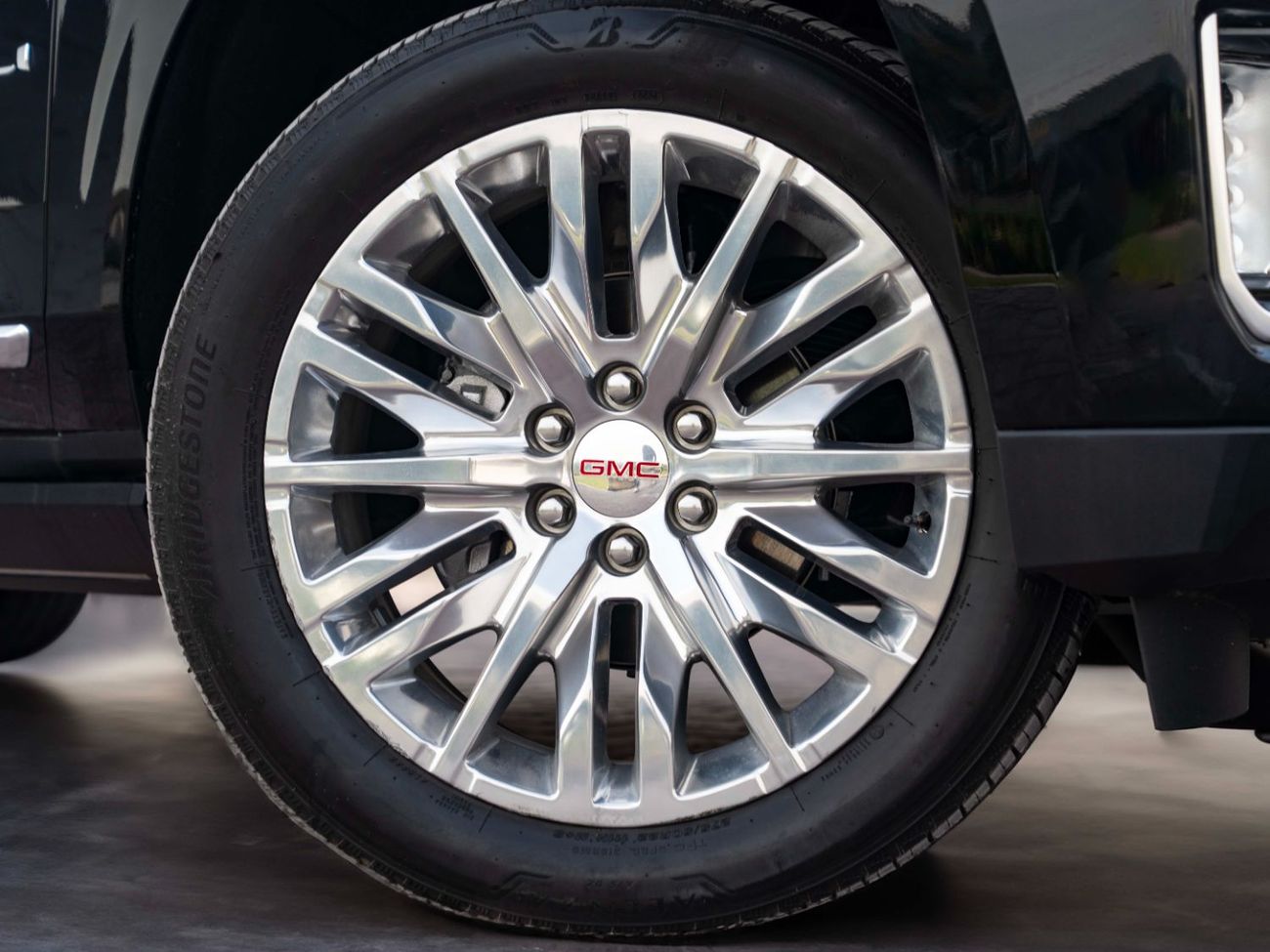 جي أم سي يوكون 6.2 V8 Denali (AWD)