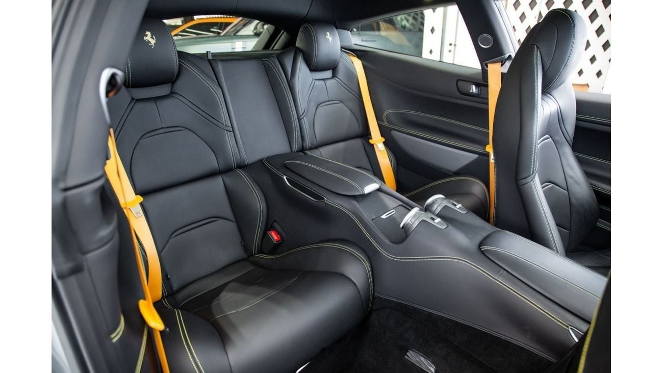 فيراري جي تي سي 4  لوسو Ferrari GTC4LUSSO T V8