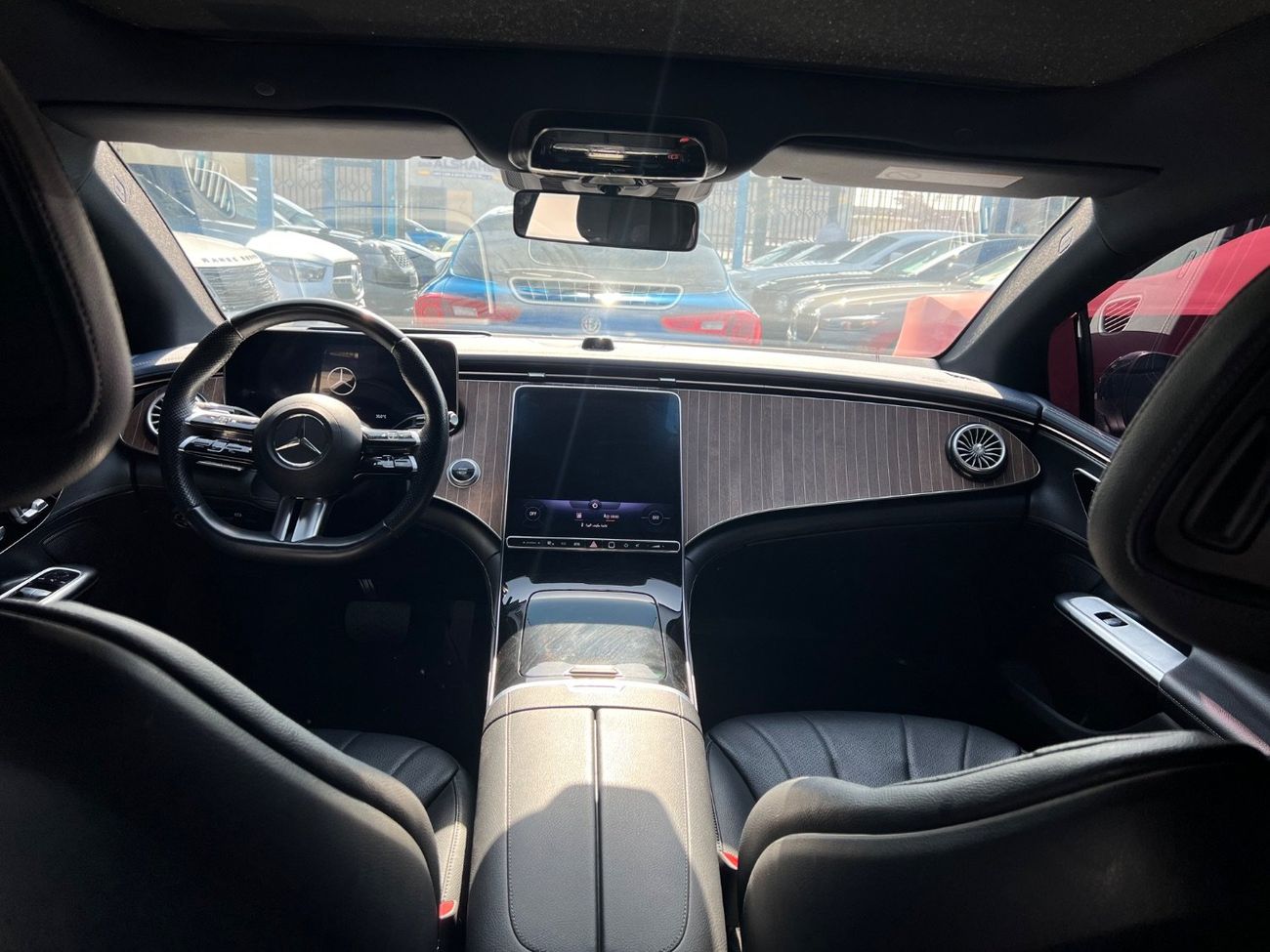 Mercedes-Benz EQE 350+ Premium + EQE 350 | 2023 | 4MATIC | 292HP