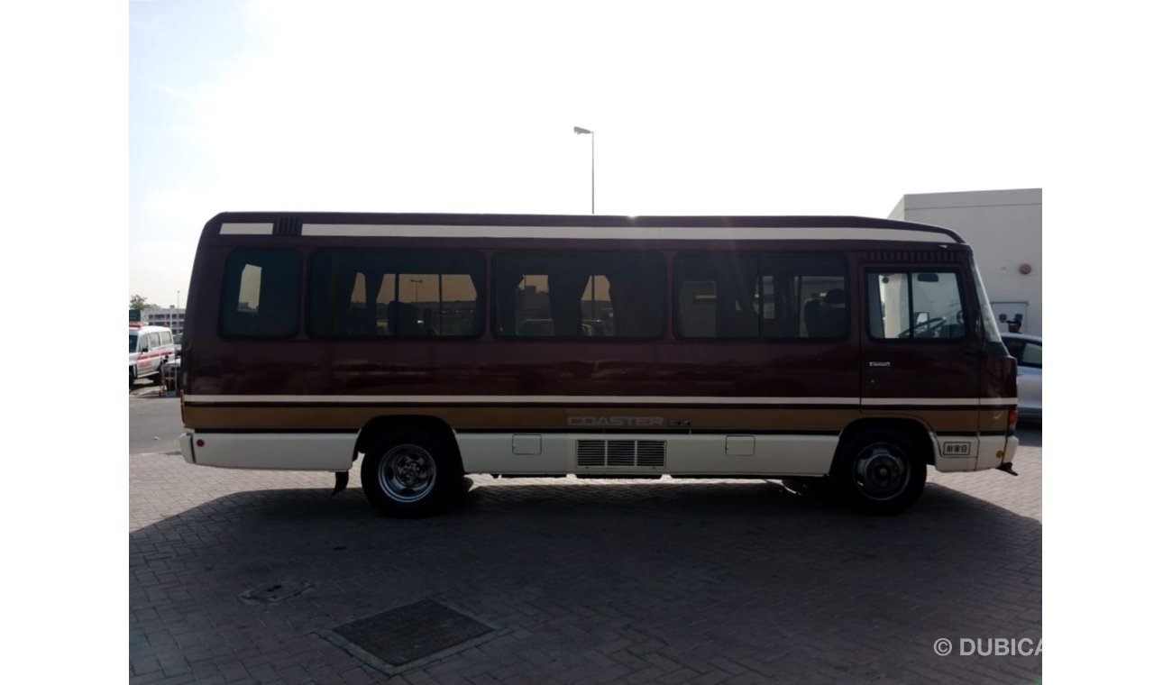 تويوتا كوستر TOYOTA COASTER BUS RIGHT HAND DRIVE  (PM1647)