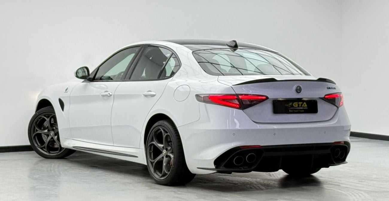 ألفا روميو جوليا Quadrifoglio 2.9L (510 HP) 2020 Alfa Romeo Giulia ,Gargash Warranty+Service Contract+Full Service Hi
