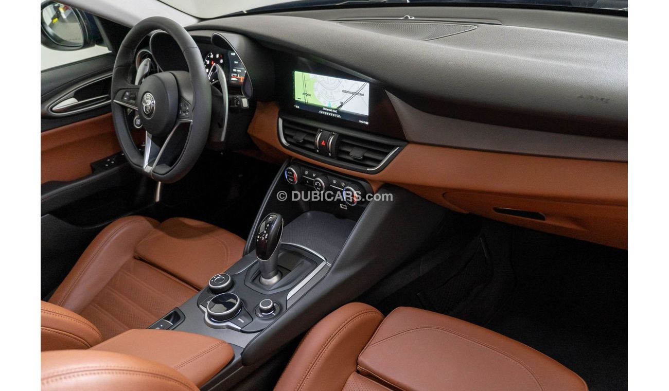 ألفا روميو جوليا 2018 Alfa Romeo Giulia Veloce Q4 / Full Service History