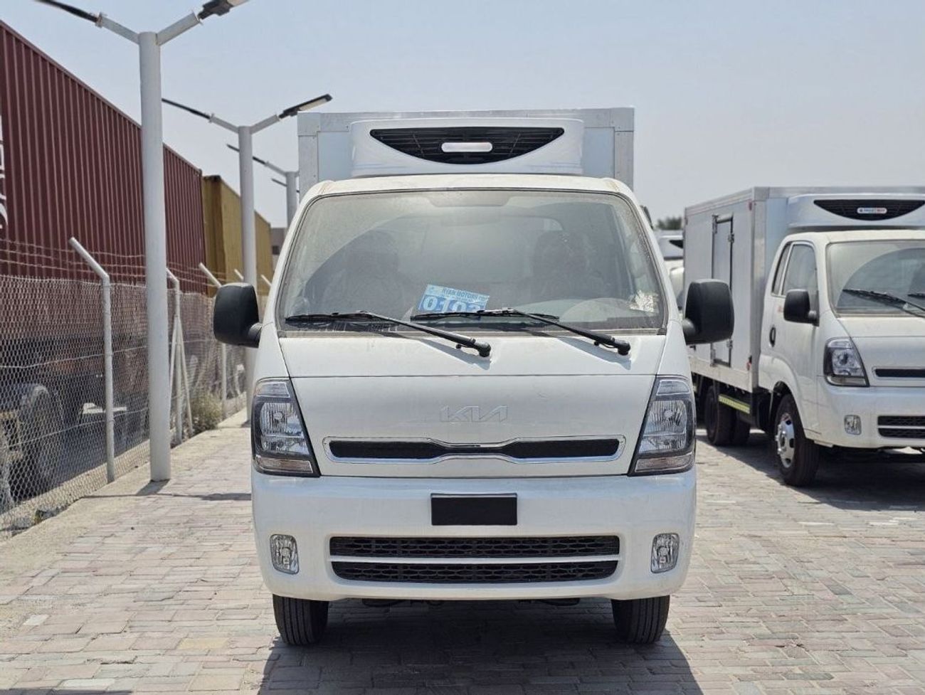 Kia Bongo KIA Bongo K4000 3.0L Turbo Diesel, Pick-up Truck, Dual Compressor -18° to 10° C With Side Door,