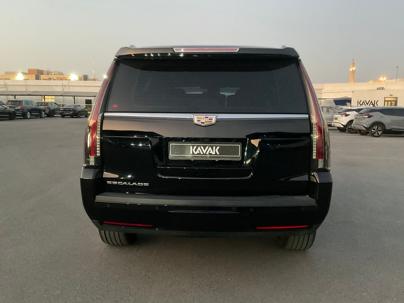 تويوتا كورولا كروس GLI | شامل الضمان | 0 ﺪﻔﻋﺓ ﺃﻮﻟﻯ