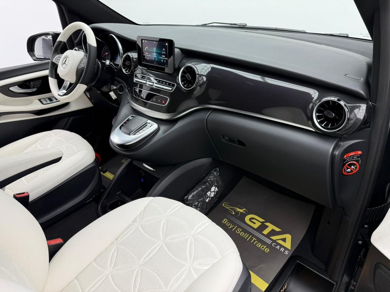 مرسيدس بنز V 250 2023 Mercedes-Benz V250, Brand New, 1 Year Unlimited KM Warranty, Fully Upgraded, GCC