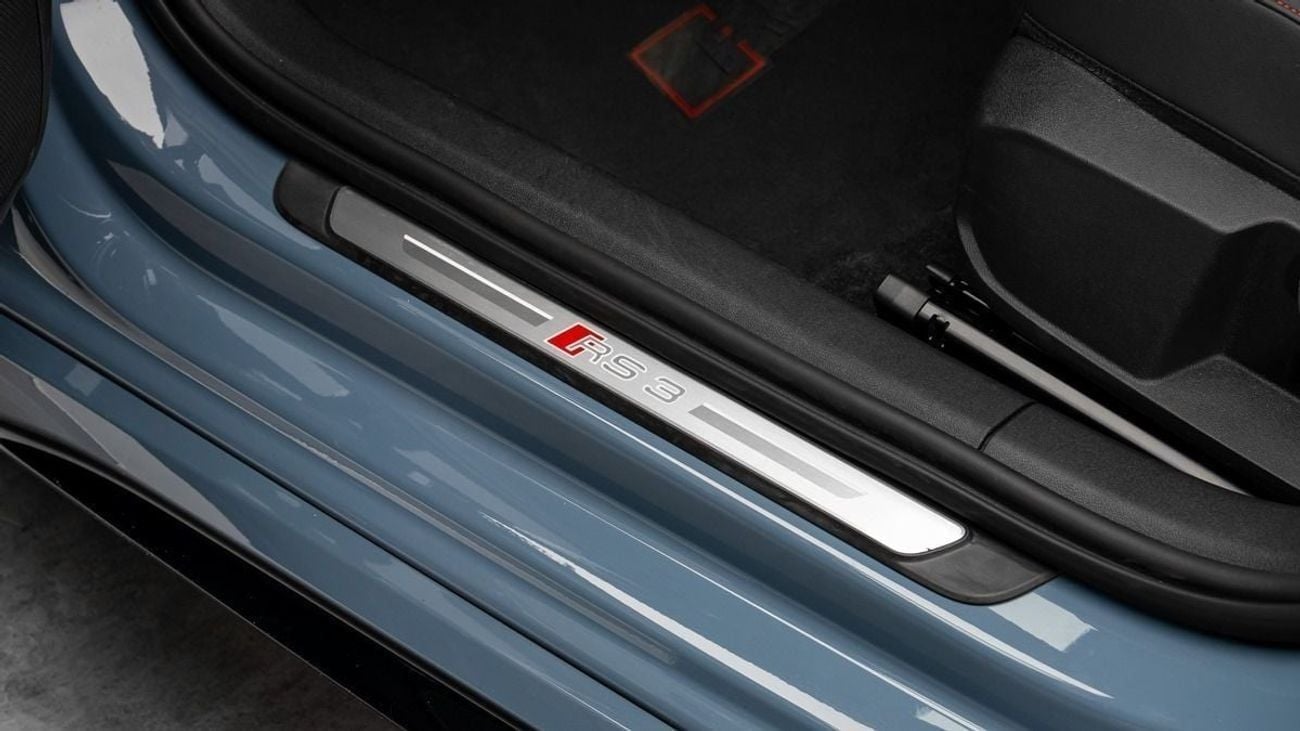 أودي RS3 STANDARD - 2025 - Euro Specs - Under Dealer Service Contract