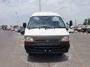 Toyota Hiace TOYOTA HIACE COMMUTER VAN RHD 2001 MODEL 3.0 L DIESEL AUTOMATIC(PM02185)