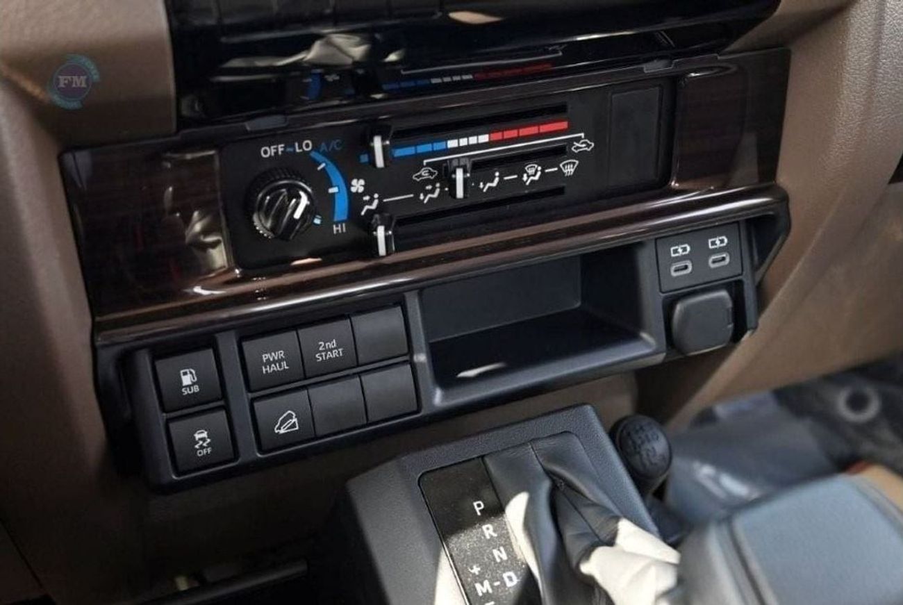 Toyota Land Cruiser Pick Up Single Cab DLX 4.0L Petrol 4WD Automatic