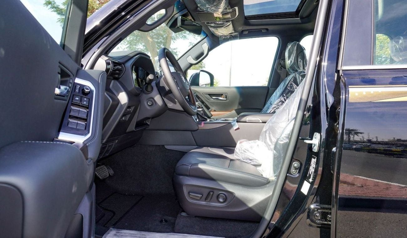 تويوتا لاند كروزر VX TOYOTA LC300 3.5L PETROL 2025 MODEL GCC