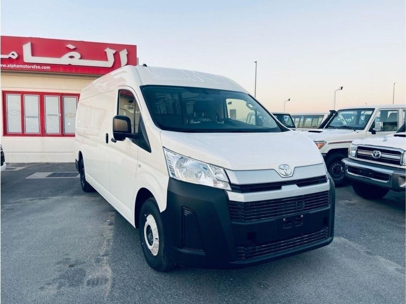 Toyota Hiace TOYOTA HIACE 3.5L V6 CARGO VAN HIGHROOF 2025