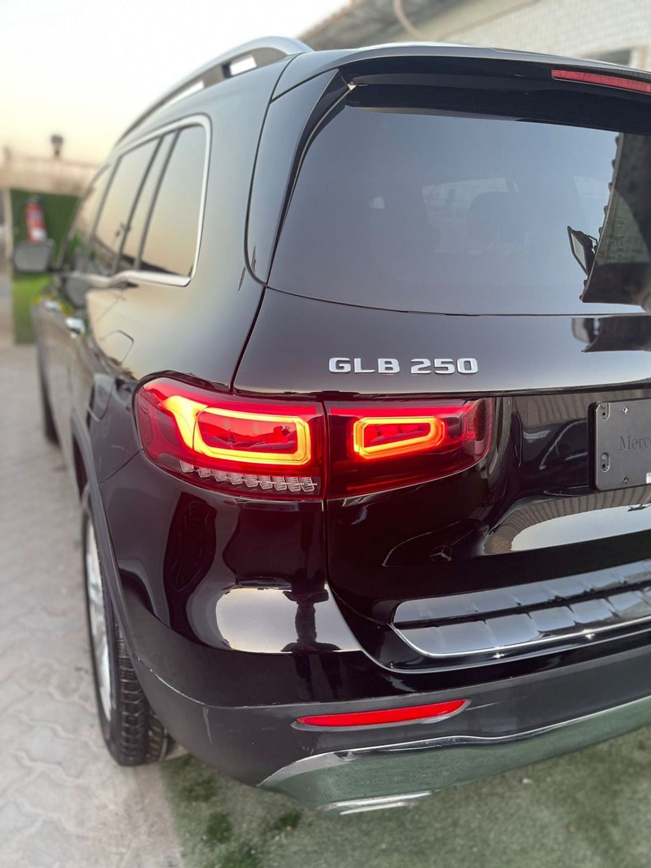 مرسيدس بنز GLB 250 4MATIC