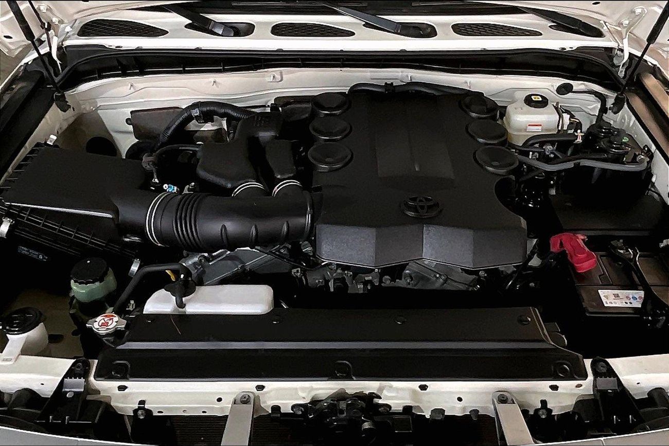 تويوتا إف جي كروزر GXR | شامل الضمان | 0 ﺪﻔﻋﺓ ﺃﻮﻟﻯ