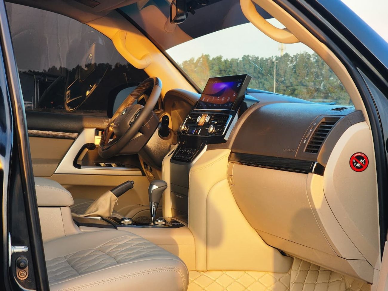 Toyota Land Cruiser GXR V8  MODEL 2012 UPGRADE 2024