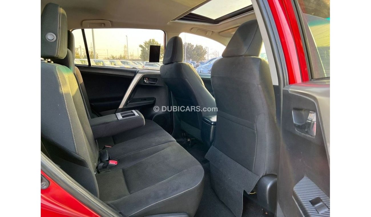 Toyota RAV4 2015 Toyota Rav4 XLE 4x4 With Sunroof - 2018 Front Shape