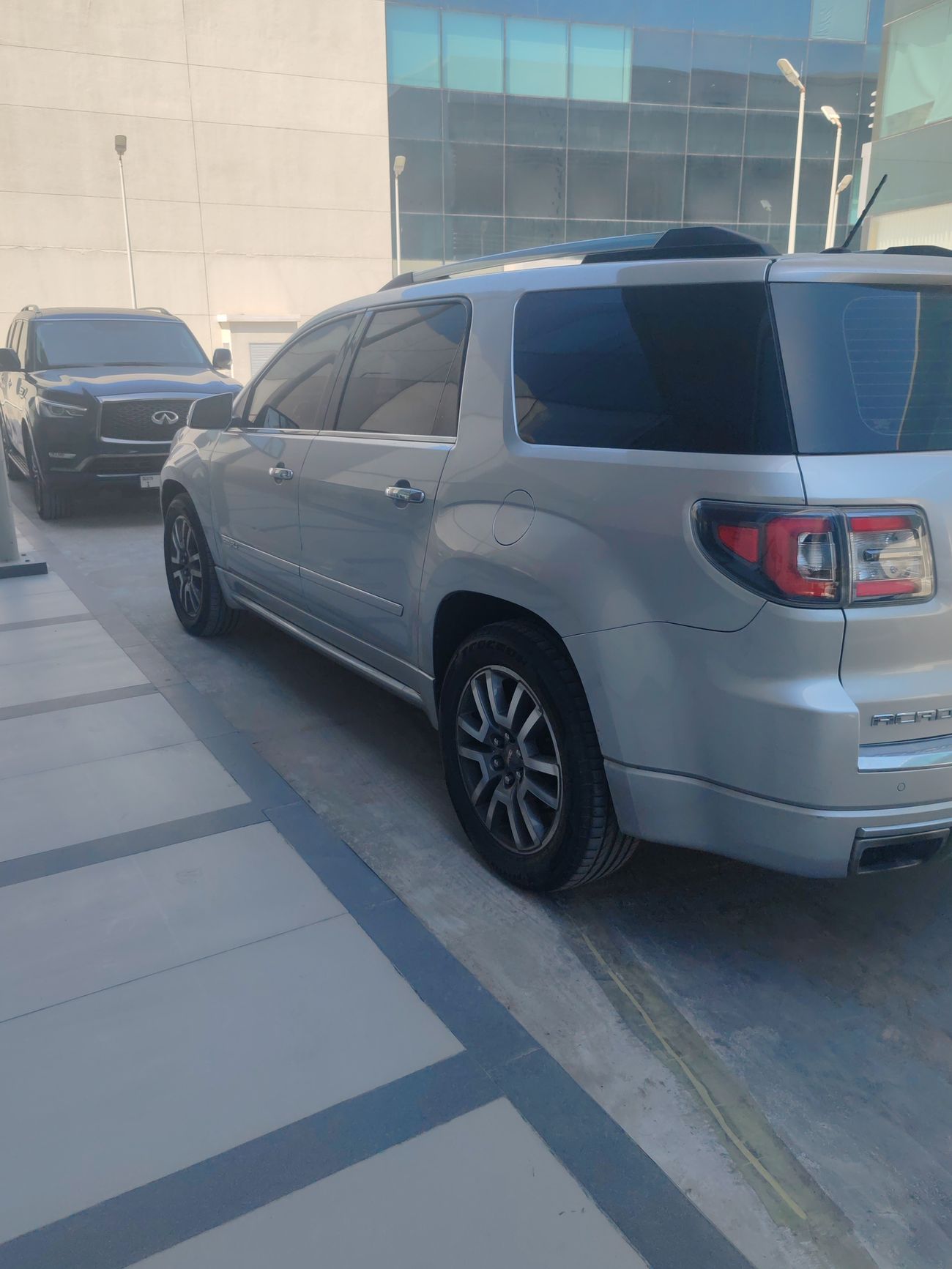 GMC Acadia DENALI