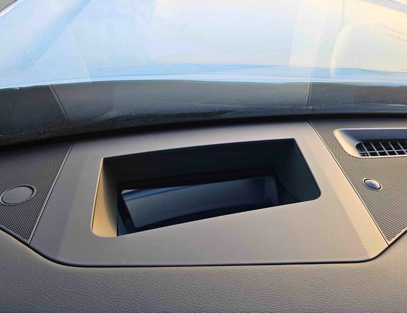 نيسان باترول LE PLATINUM TWIN TURBO / 3.5L V6 / REAR ENTERTAINMENT SCREEN / LEATHER SEATS /PANORAMIC ROOF / 360*C