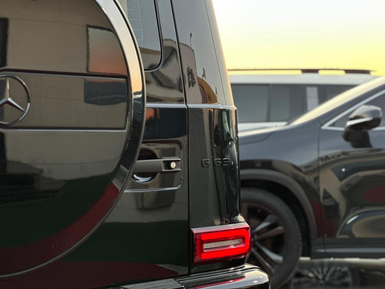 Mercedes-Benz G 63 AMG Almost Brand New G63 Manufaktur 2025 Night Package Diamond seats