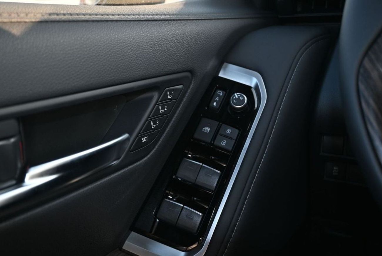 تويوتا لاند كروزر VXR 3.5L Toyota Land Cruiser VX-R 3.5L TwinTurbo V6, 4WD, 10 Speed AT