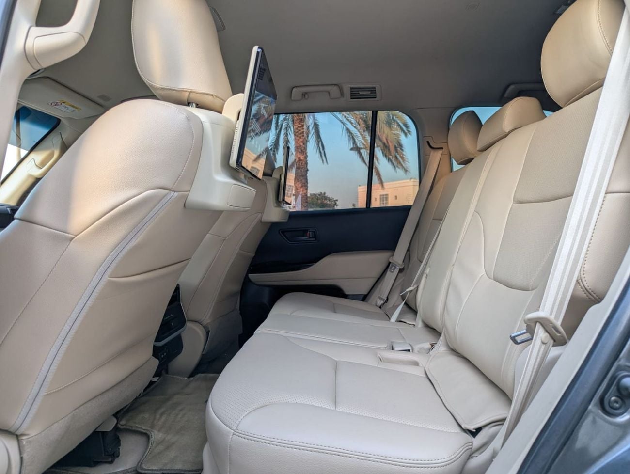 Toyota Land Cruiser GXR 4.0L Without Twin Turbo LHD V6 Petrol Engine Automatic Gear 4WD 7 Seats 5 Doors