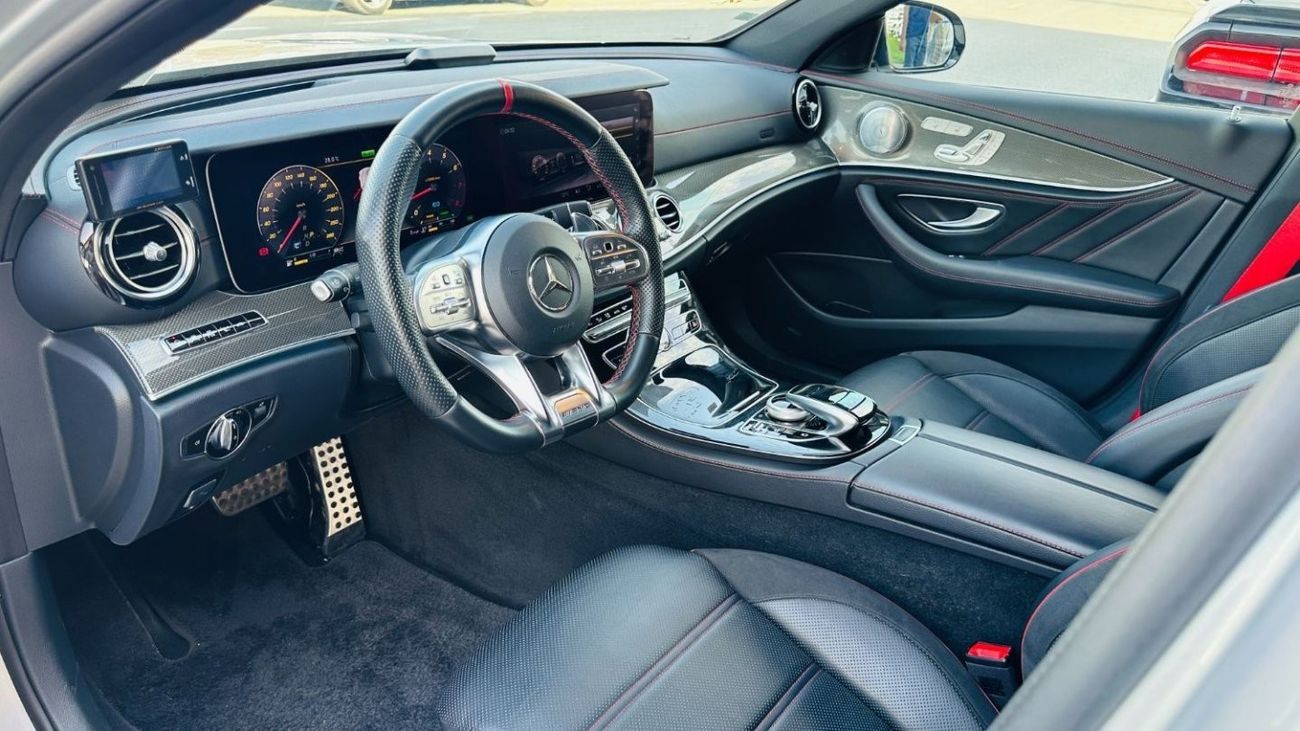 مرسيدس بنز E 53