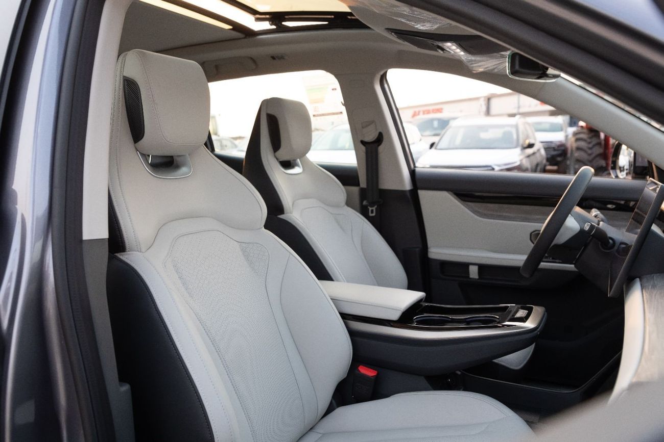 Jetour Dashing 2024 Jetour Dashing 1.6 - Grey inside Beige