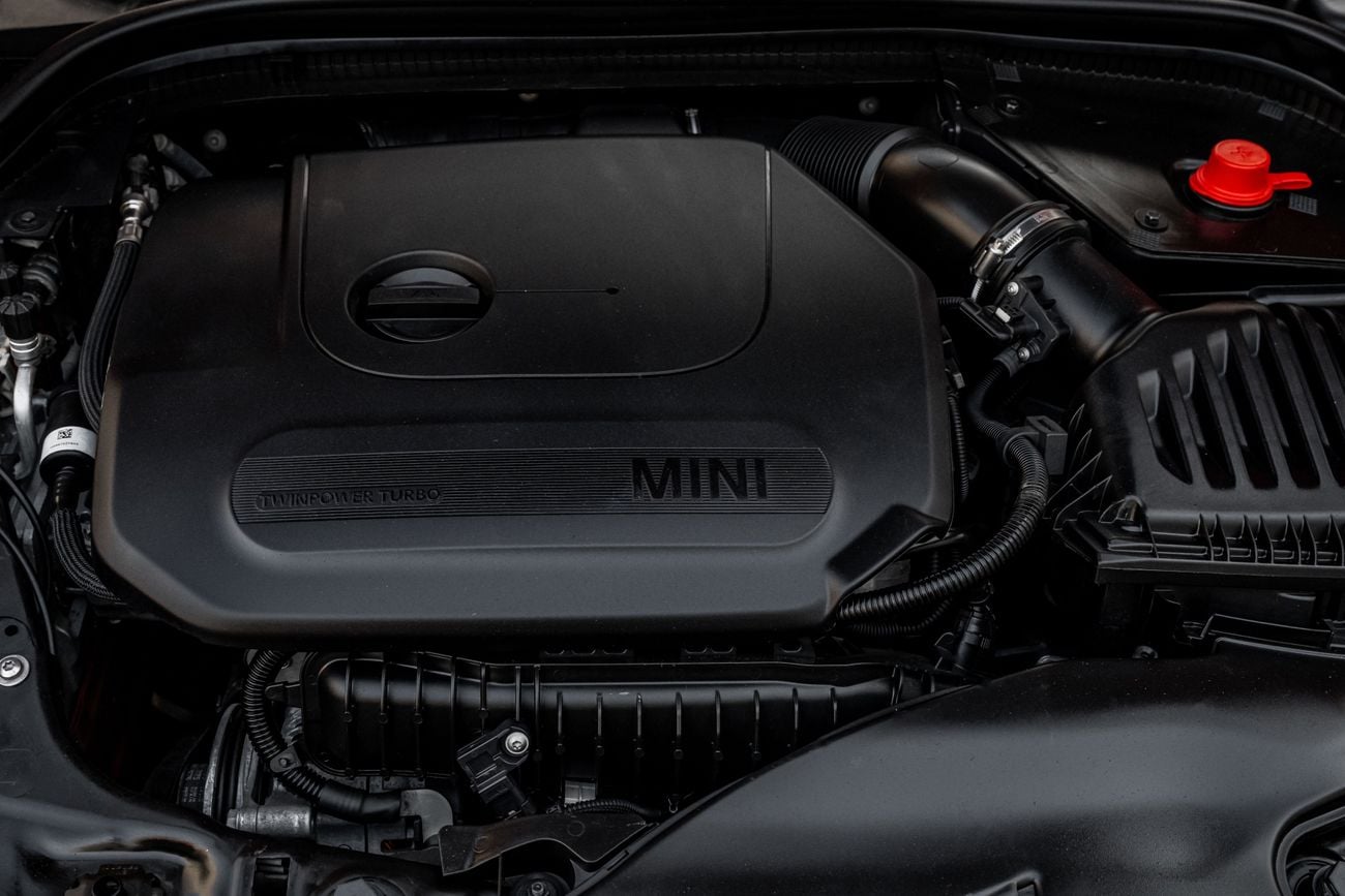 Mini Cooper Cooper | 1,175 P.M | 0% Downpayment | Pristine Condition!