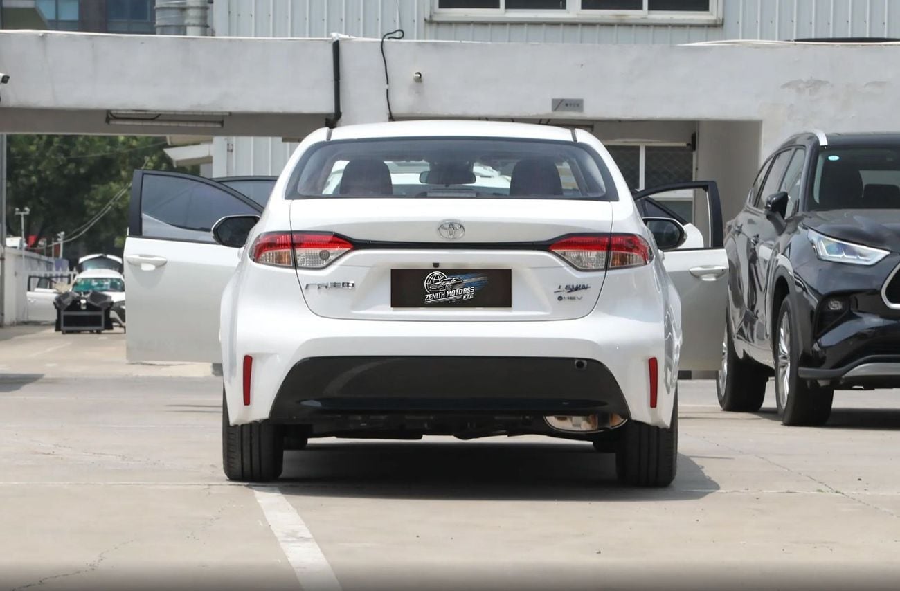 تويوتا ليفين 1.8L Luxury Edition