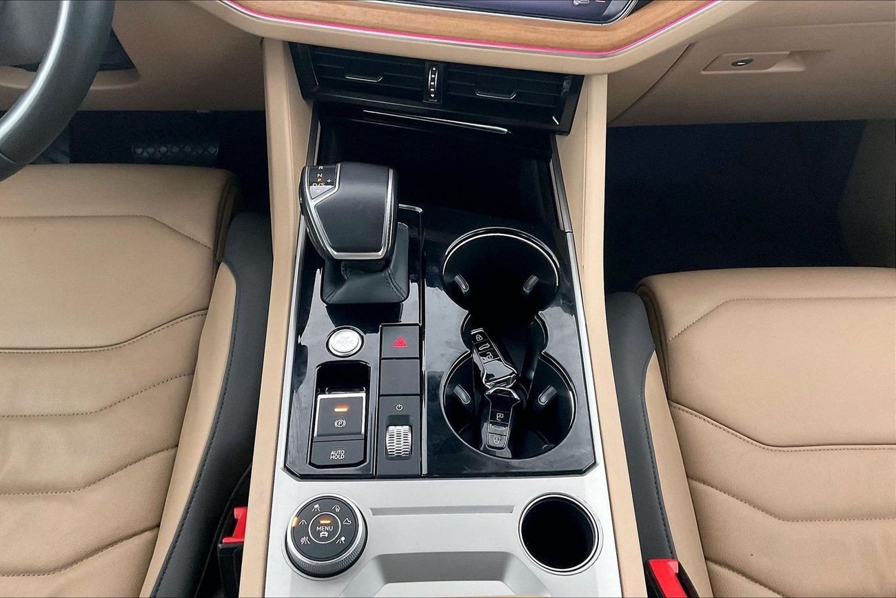 Volkswagen Touareg Highline | Guaranteed Warranty | 0 Down Payment