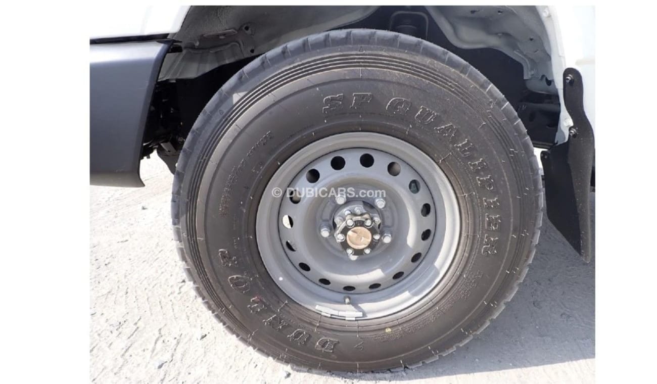 Toyota Land Cruiser Pick Up 2023 Toyota Land Cruiser Pickup 4.2L V6 Diesel Double Cab