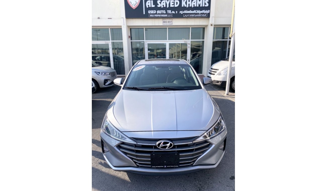 Hyundai Elantra GL High ACCIDENTS FREE - FULL OPTION - GCC - ENGINE 1600 CC - PERFECT CONDITION INSIDE OUT