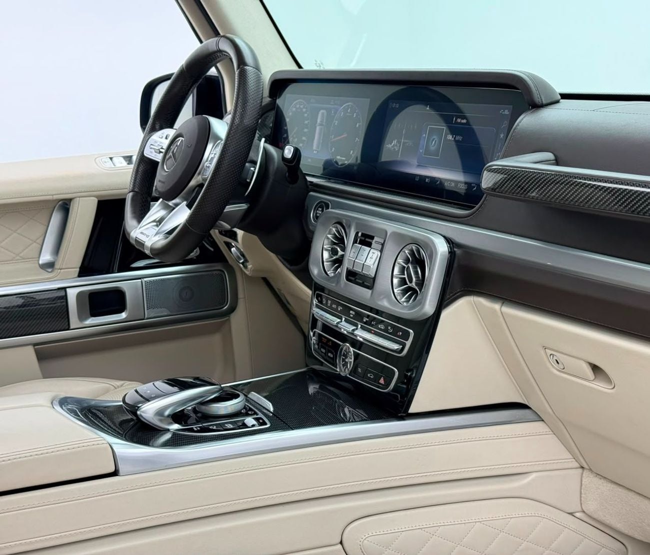 Mercedes Benz G63 AMG 2022 Mercedes Benz G63 AMG Double Night Package, 2027 MB Warranty, Full MB Service History, GCC