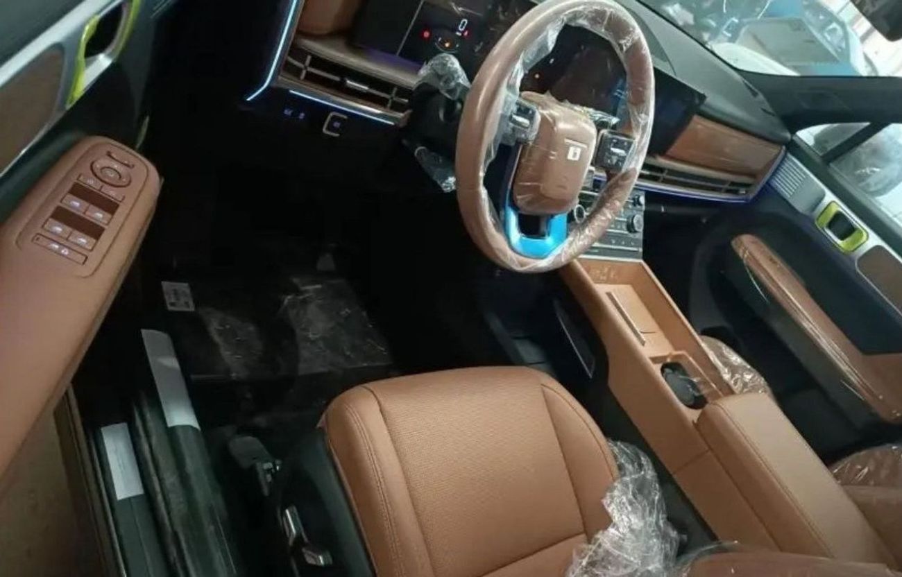 Hyundai Santa Fe 2.5L PETROL 2025 GCC