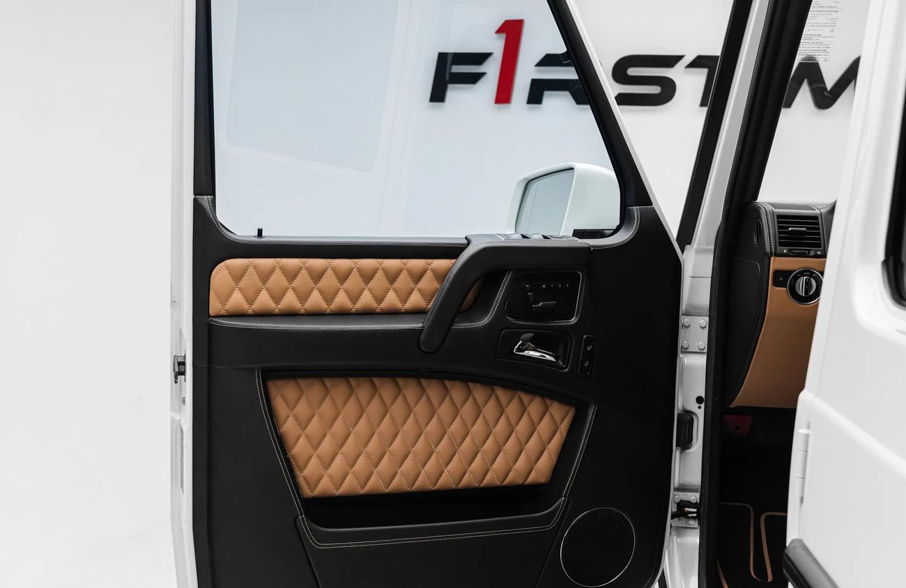 Mercedes Maybach G 650 6.0 L V12 Biturbo Engine