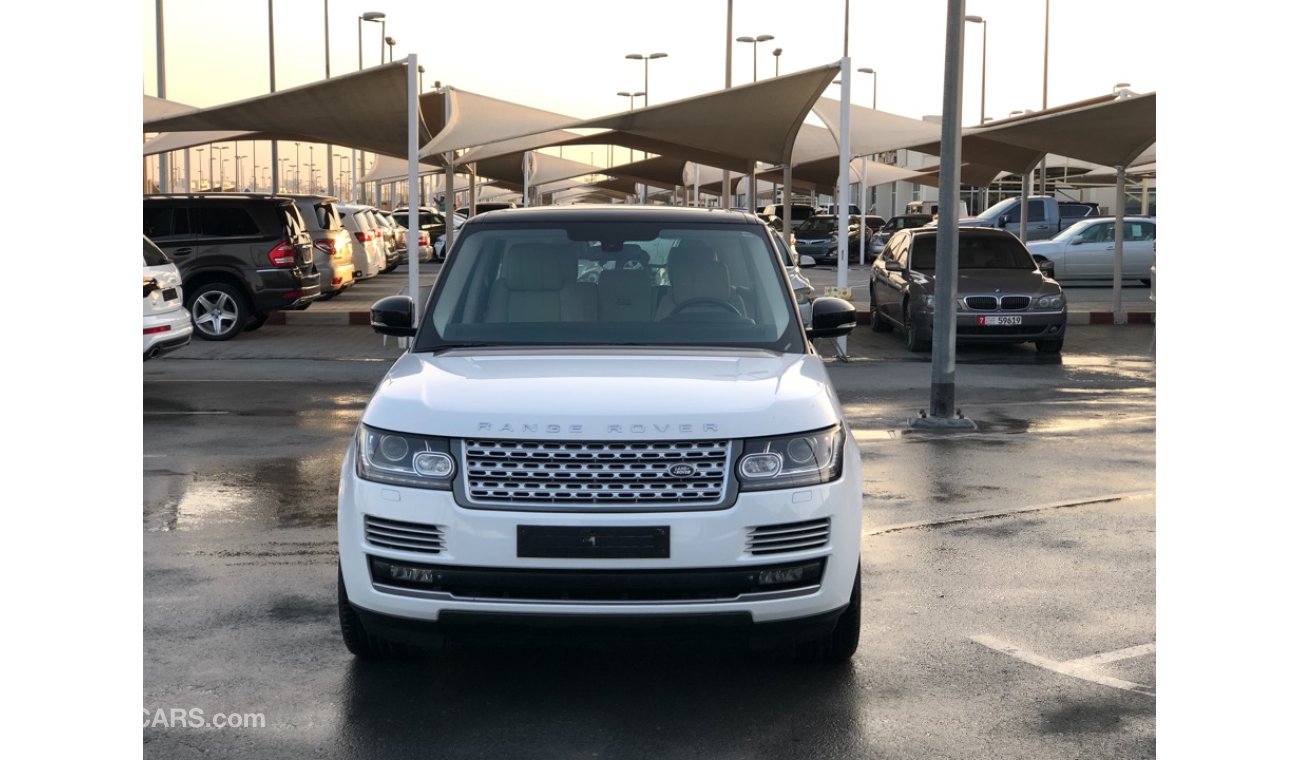 Land Rover Range Rover Vogue SE Supercharged Rang Rover Vouge super charge model 2013 GCC car prefect condition from inside and outside