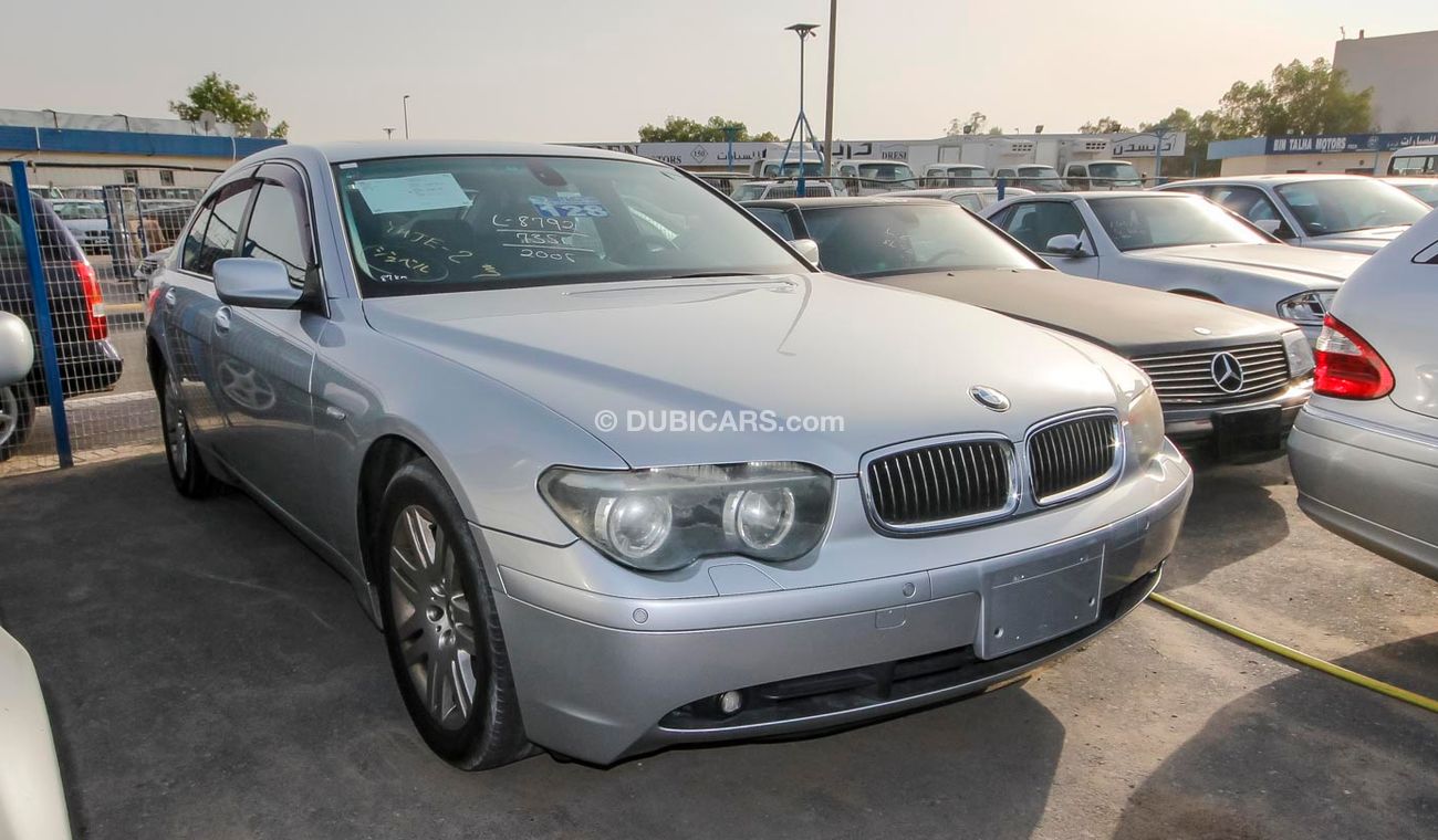 بي أم دبليو 735 i