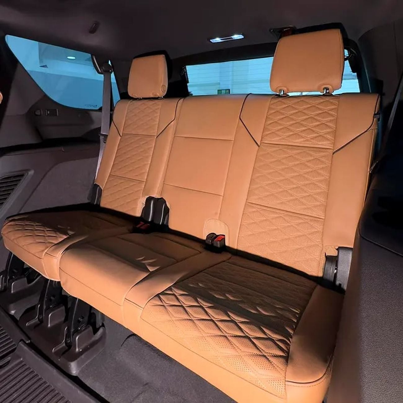 كاديلاك إسكالاد Sport 6.2L 4WD Diesel Sport