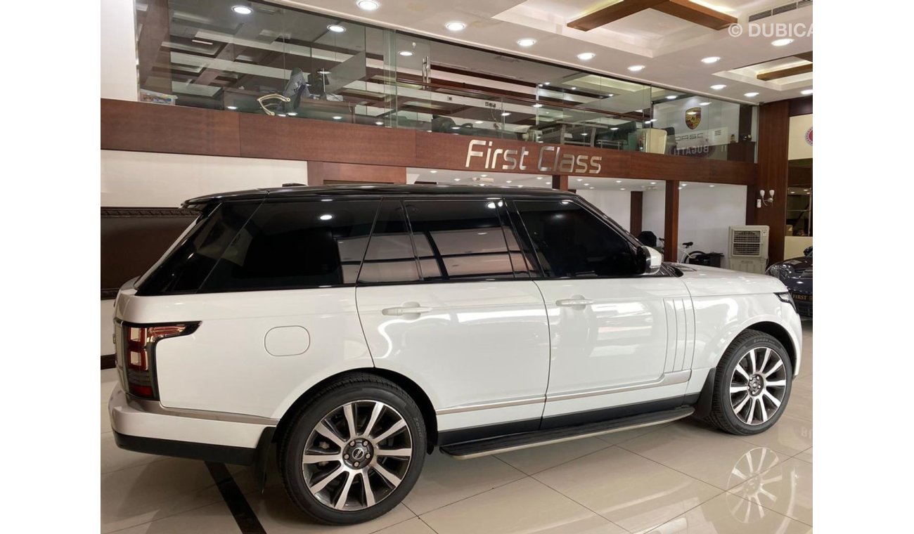 Land Rover Range Rover Vogue HSE Excellent Condition 2014