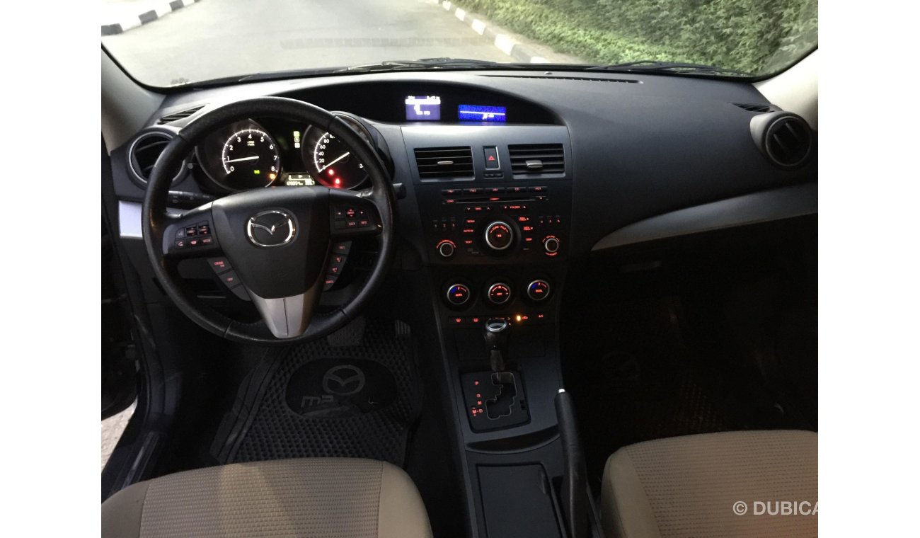 Mazda 3 مازدا  3  2014 فلل ابشن 1.6 عرض خاص مع امكانية تمويل بنكي
