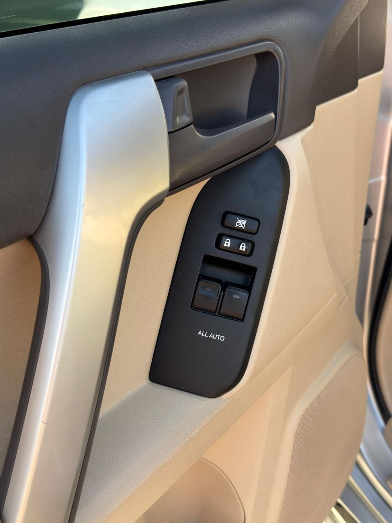 Toyota Prado GXR 2.7L (160 HP) AWD