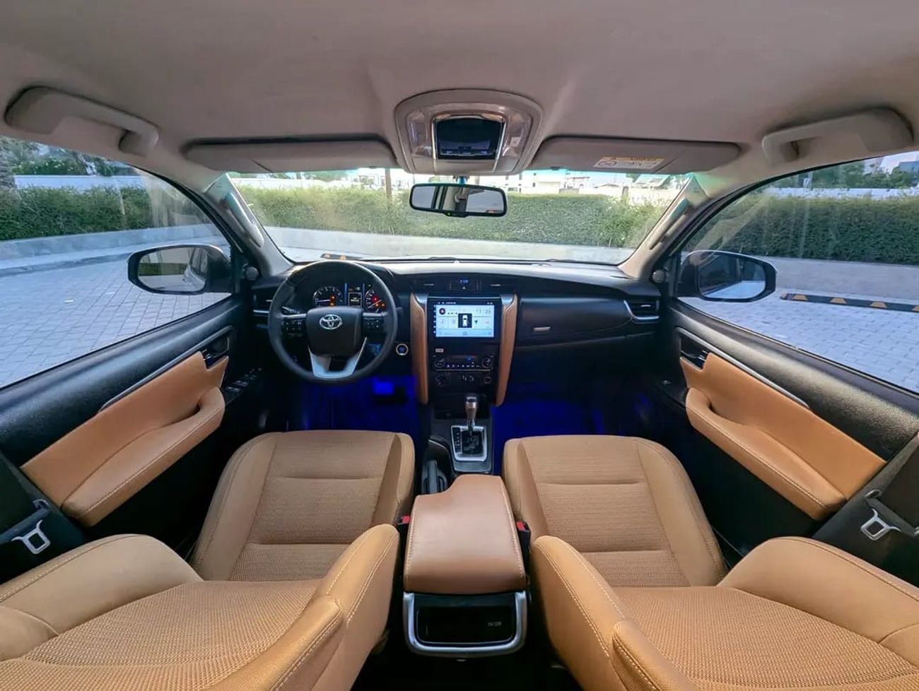 Toyota Fortuner DIESEL VXR Full Option V4 2.8L