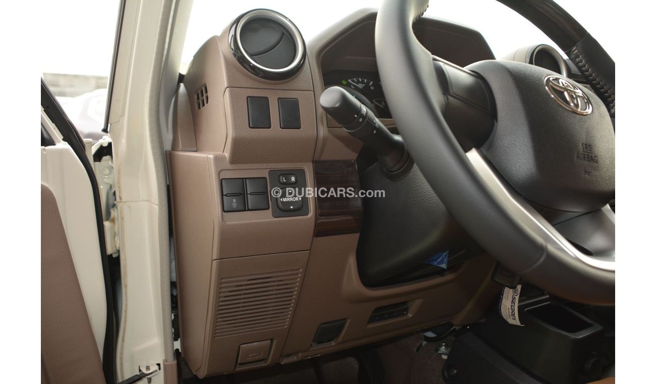 Toyota Land Cruiser 70 LC76 4.5 DIESEL 70th Anniversary Full Option Model 2022
